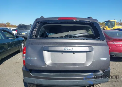 2016 Jeep Patriot Latitude z USA, uszkodzony, nr VIN 1C4NJRFB9GD697039